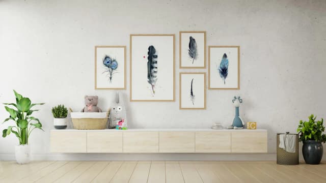 Magpie shown in a room setting