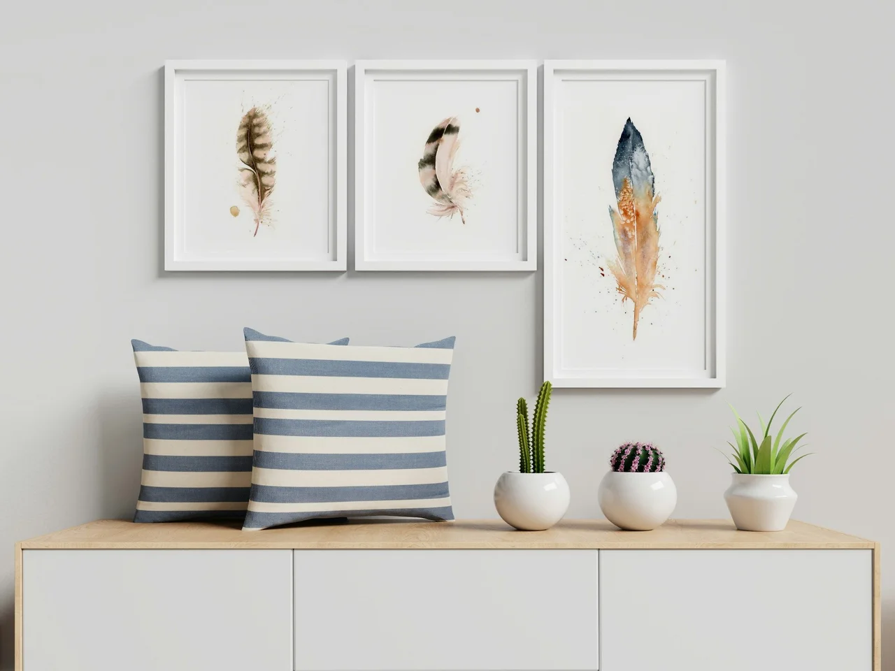 Italian Bird Bluefinch shown in a room setting