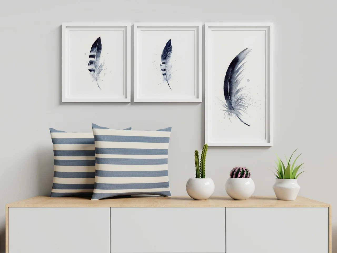 Black Crow shown in a room setting