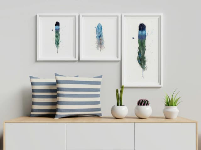 Magpie shown in a room setting