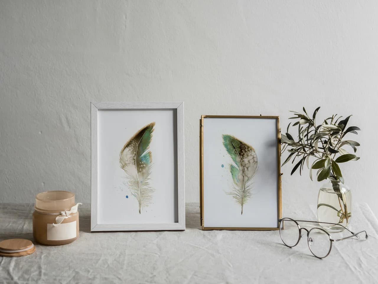 Starling shown in a room setting