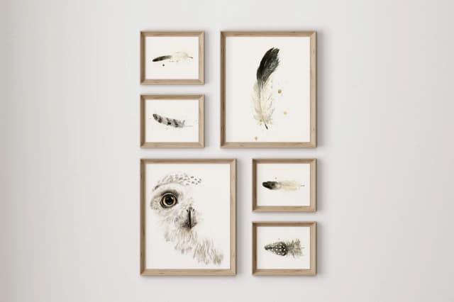 Snow Owl Gaze shown in a room setting